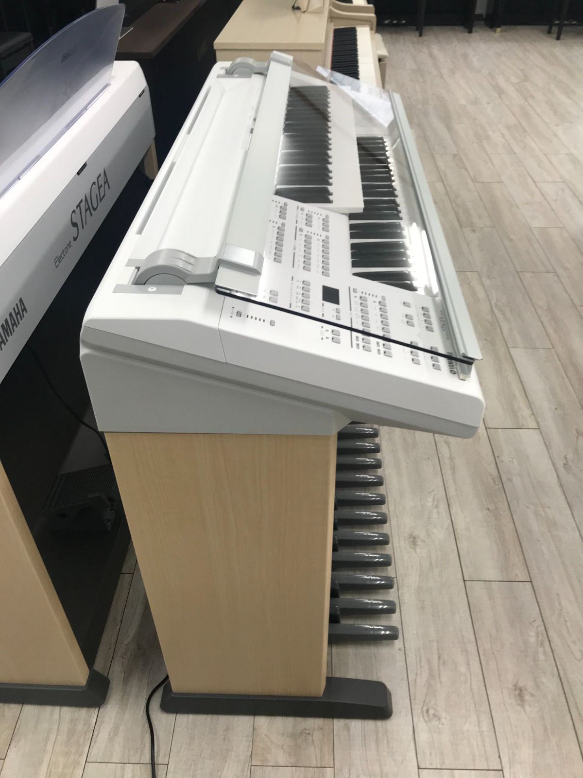 ★69408【エレクトーン】YAMAHA　ELB02　16年製 ヤマハ | ELB-02 - エレクトーン - 概要