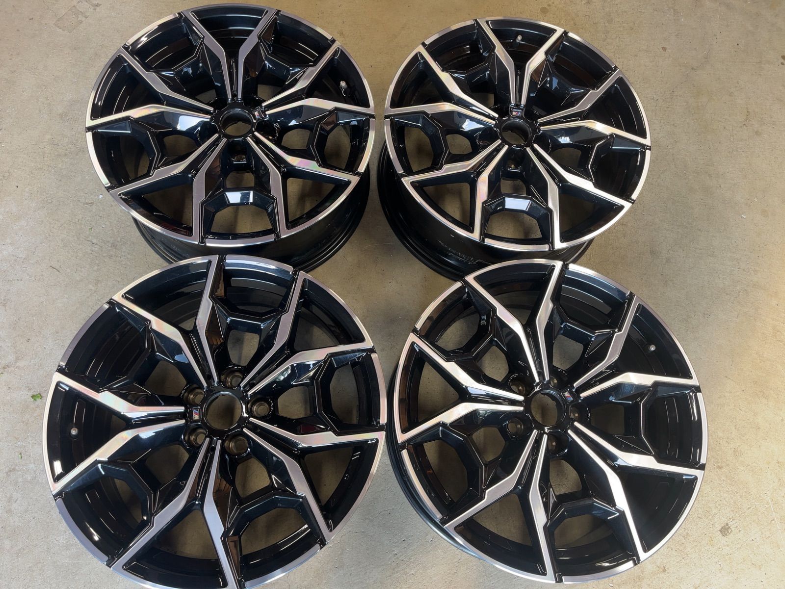 BMW G01 X3 G02 X4 純正品 後期型 19インチ 4本