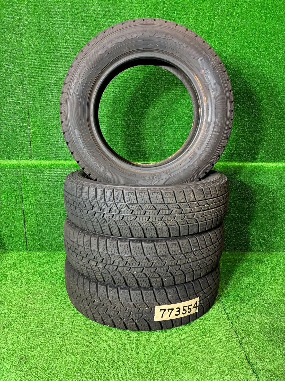 YOKOHAMA スタッドレスタイヤ 165/70R14 4本セット バリ山 2025年製⁄在庫有