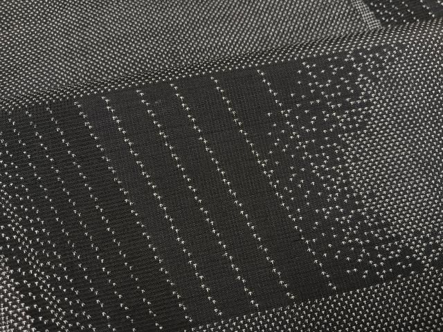平和屋着物□本場大島紬 7マルキ 幾何学文様 正絹 逸品 DAAW2548ma