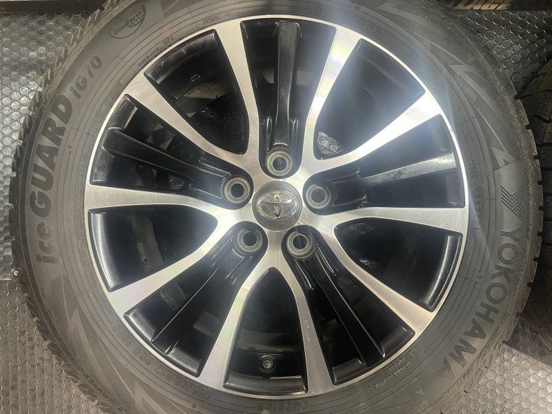 YOKOHAMA iG70 215/60R17】スタッドレス【TOYOTA 50系エスティマ 純正