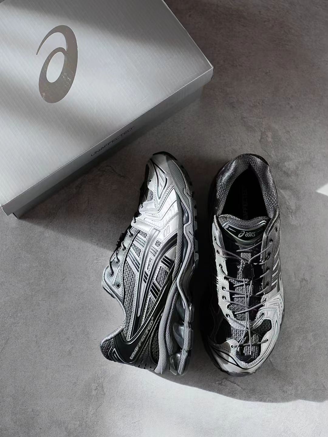 Asics Gel-Kayano 14 レディース/メンズ スニーカー 箱付 09