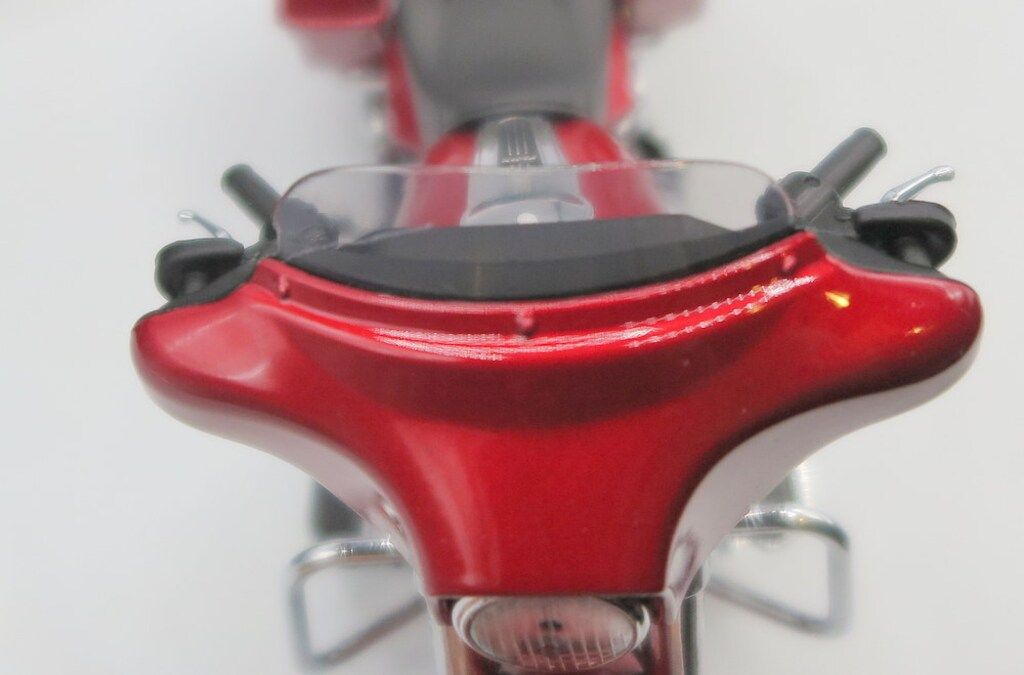 DIE-CAST PROMOIONS 1/12HALEY-DAVIDSON 2009 FLHX STRET GLIDE RED