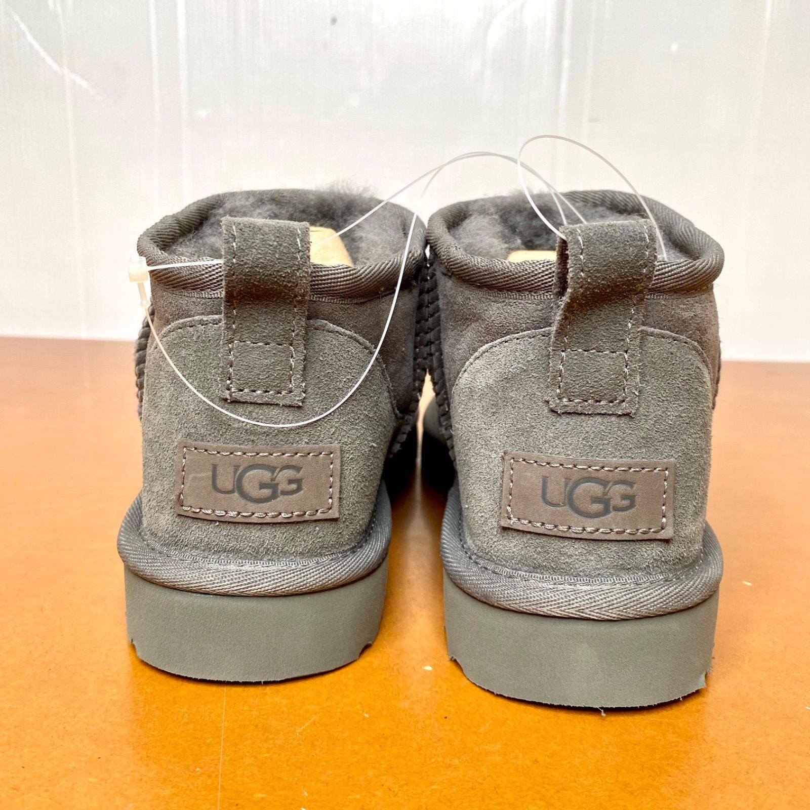 UGG ムートンブーツ　23cm UGG ムートンブーツ クラシック グレー 23cm 【公式通販】