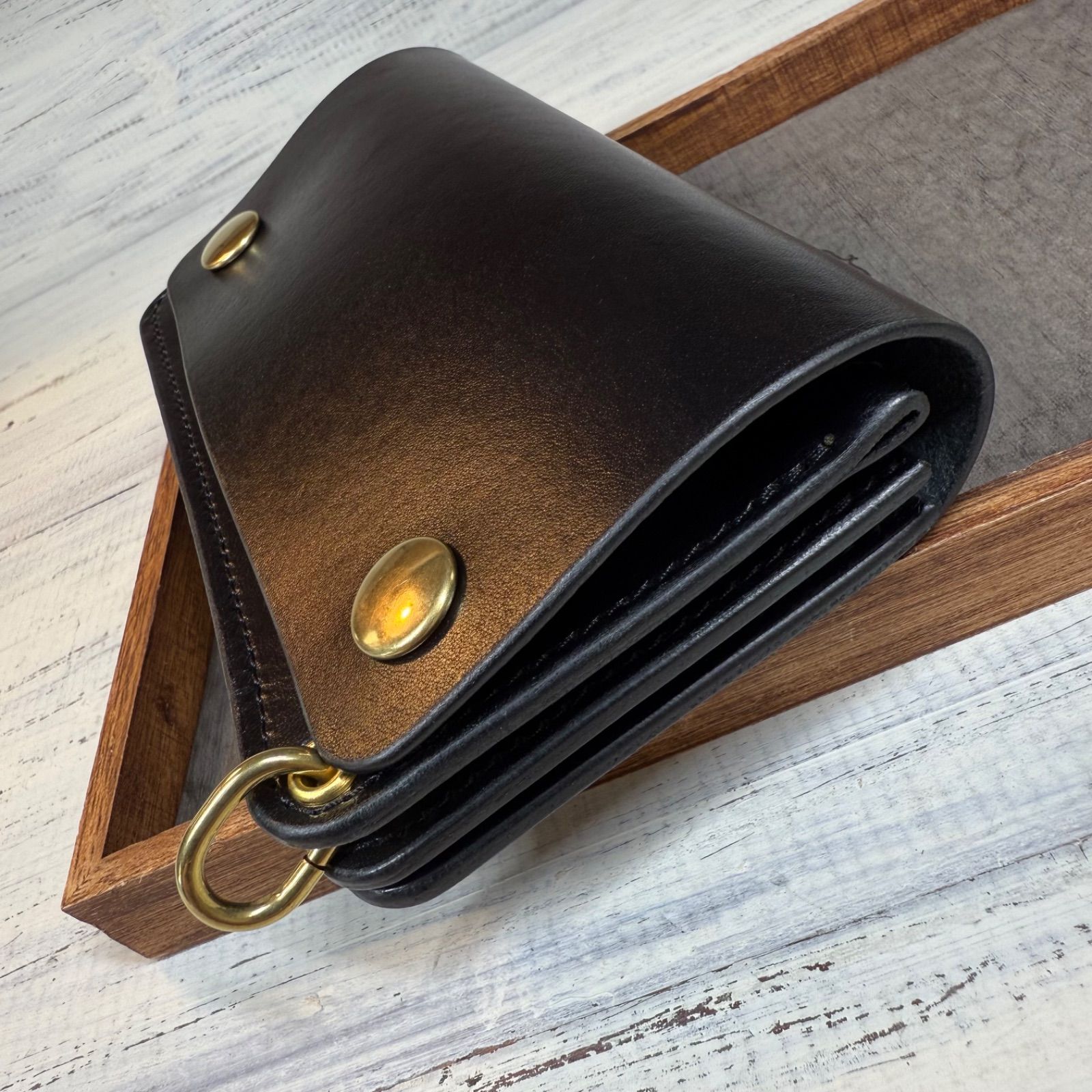 ミドルトラッカーウォレット　北米産ステアハイド　アポロコンチョ ミドルトラッカーウォレット 北米産ステアハイド ミドルトラッカー