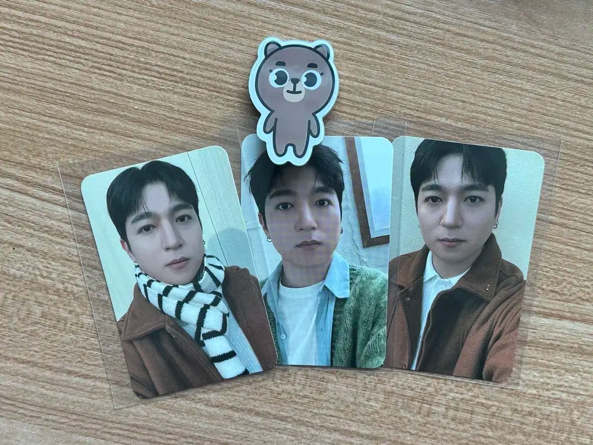 【雷市場（ポンジャン）商品韓国直送】 DAY6(デイシックス) ソンジン(SUNGJIN) Blue Archive(ブルーアーカイブ・ブルアカ) ポカ+デニマルズ 部屋 ピンバッジ