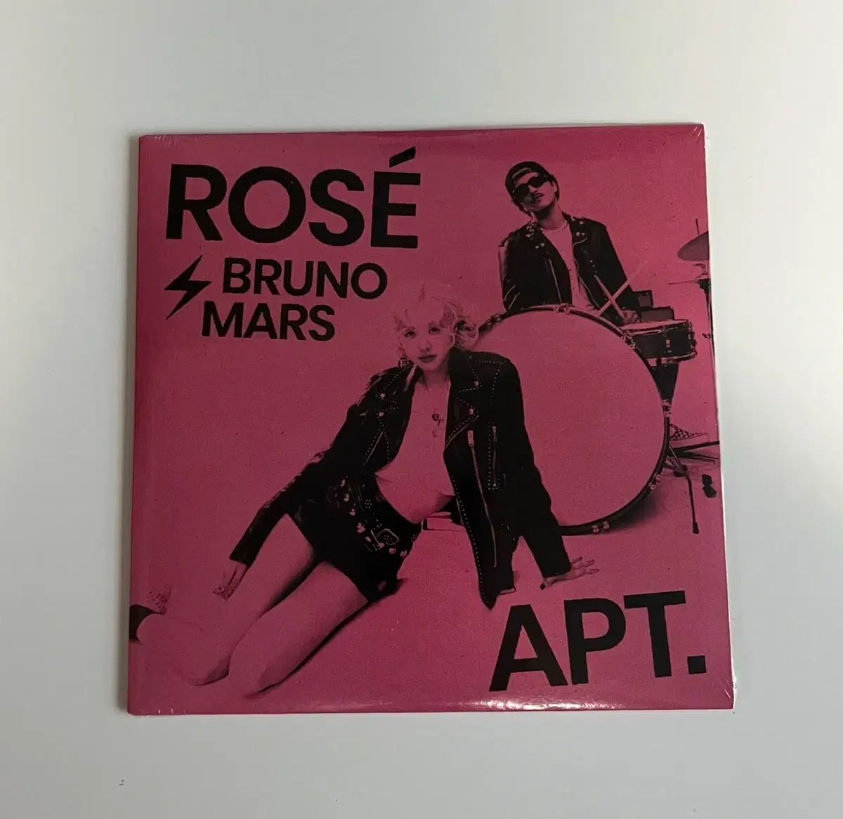 新品未開封ROSÉ & BRUNO MARS APT. ブラックレコード