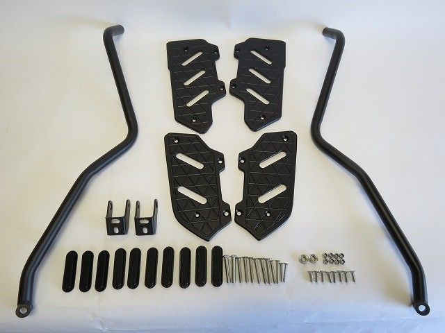 t-max560 TMAX560 2025以降 CNC アルミ ステップボード - ステンレス フレームバンパー スリップ 防止機能付左右セット 黒