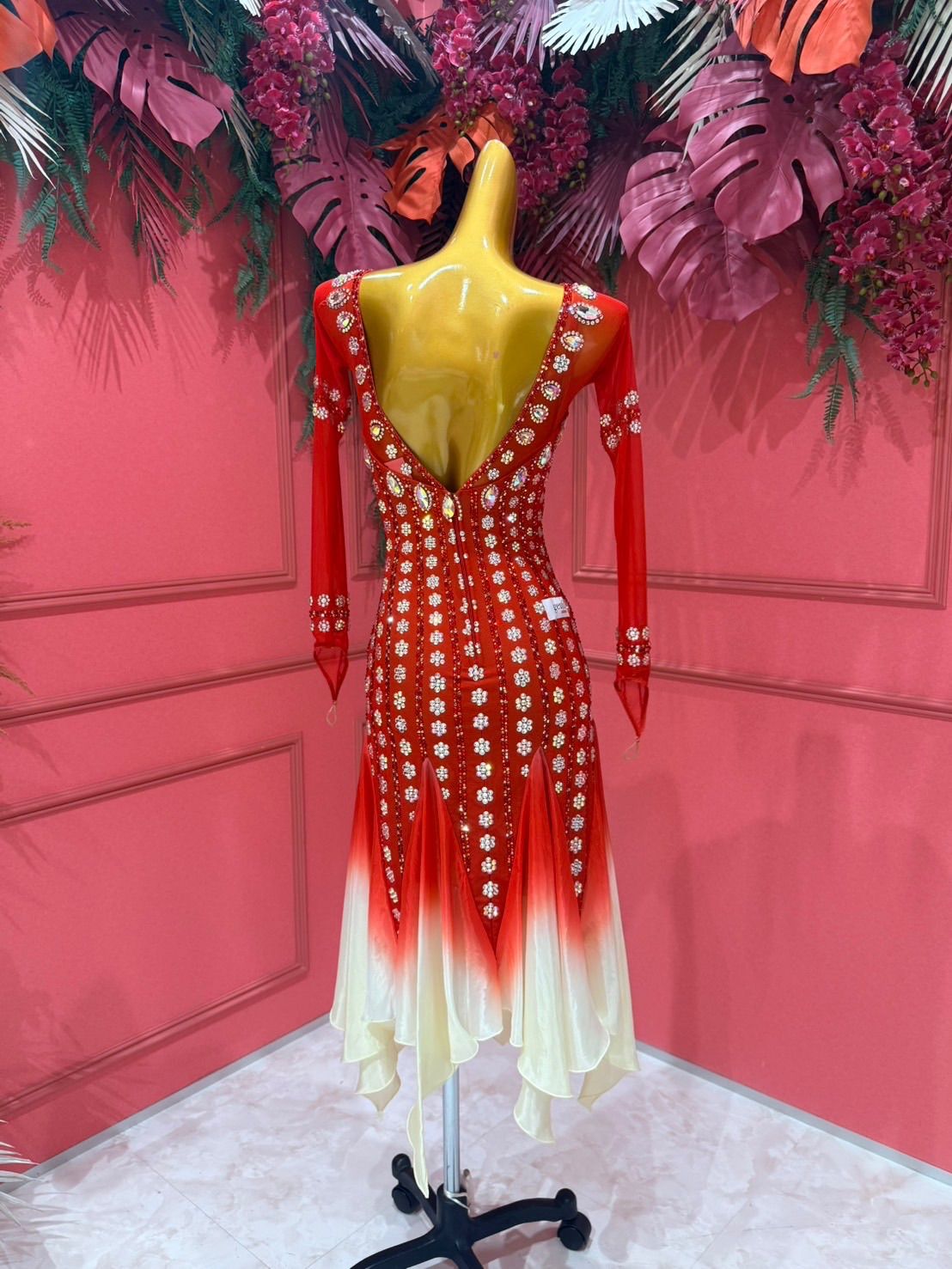 社交ダンス　ラテンドレス　赤　gentil 社交ダンス gentil ジャンティ ラテンドレス レッド サイズM