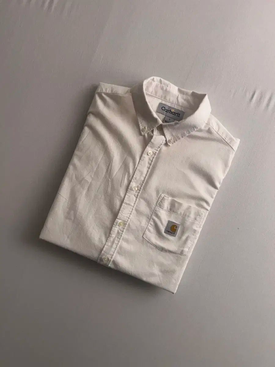 Carhartt(カーハート) リメイク 白 ワンポケット シャツ