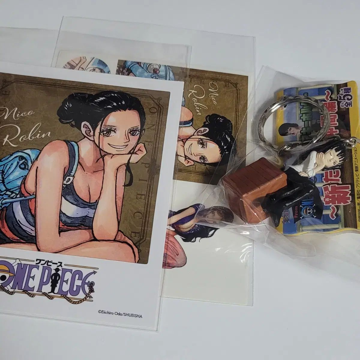 【雷市場（ポンジャン）商品韓国直送】 ONE PIECE(ワンピース) ロビン ジャンプショップ チェキ ポラロイド フォトカード トレカ カードダス キーリング まとめ売り