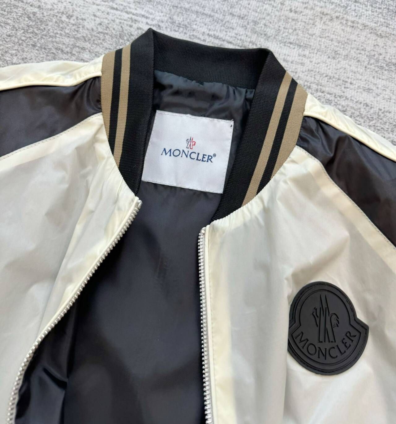 MONCLER モンクレール ジャケット｜本日限定特価｜新品未使用