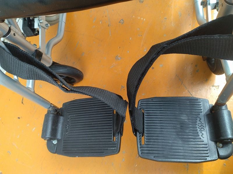 送料無料 一部地域を除く 自走型 モジュール車いす KICKLLE キックル KM-25-0908-01