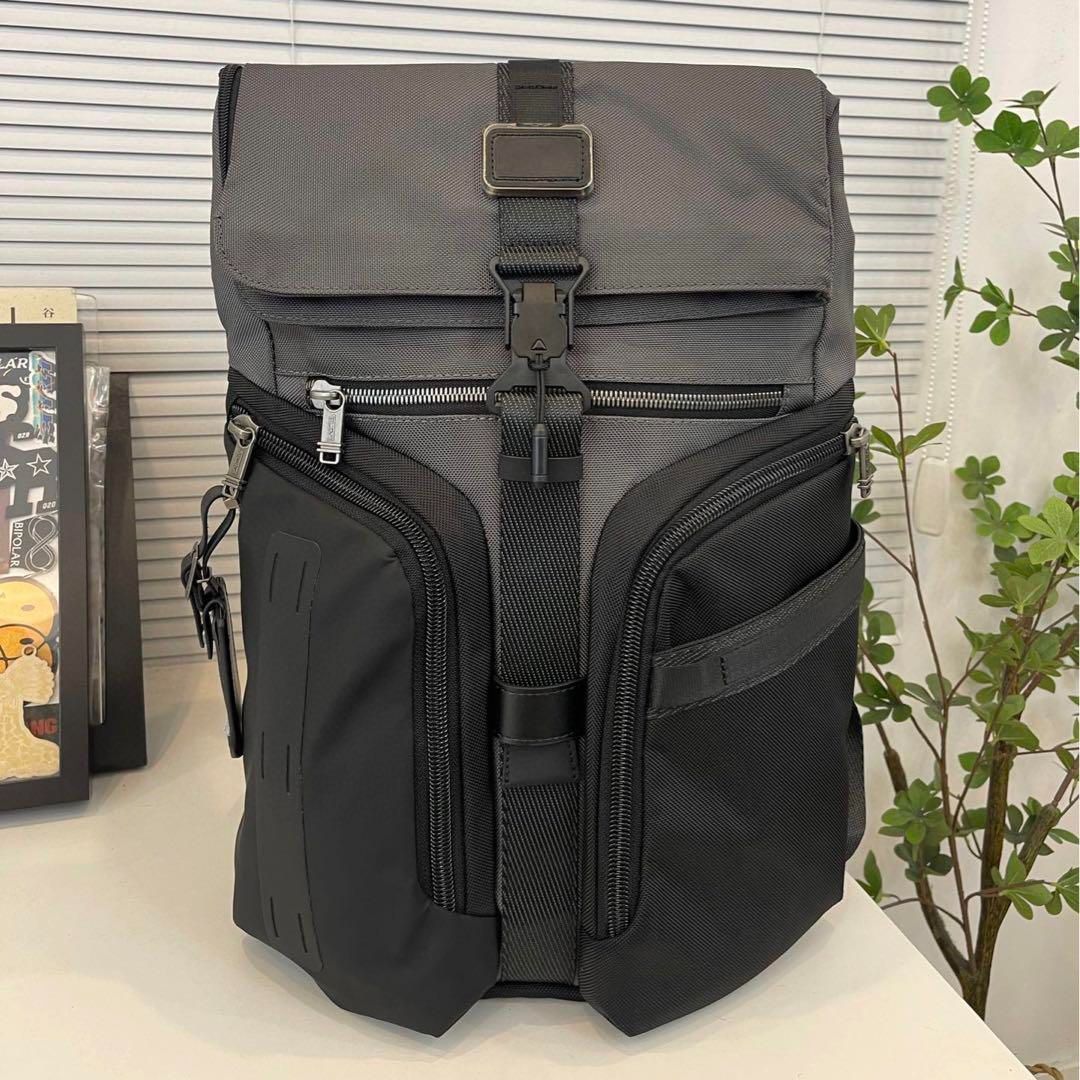 新品 TUMI ロジスティック ALPHA BRAV O232759リュックサック 灰