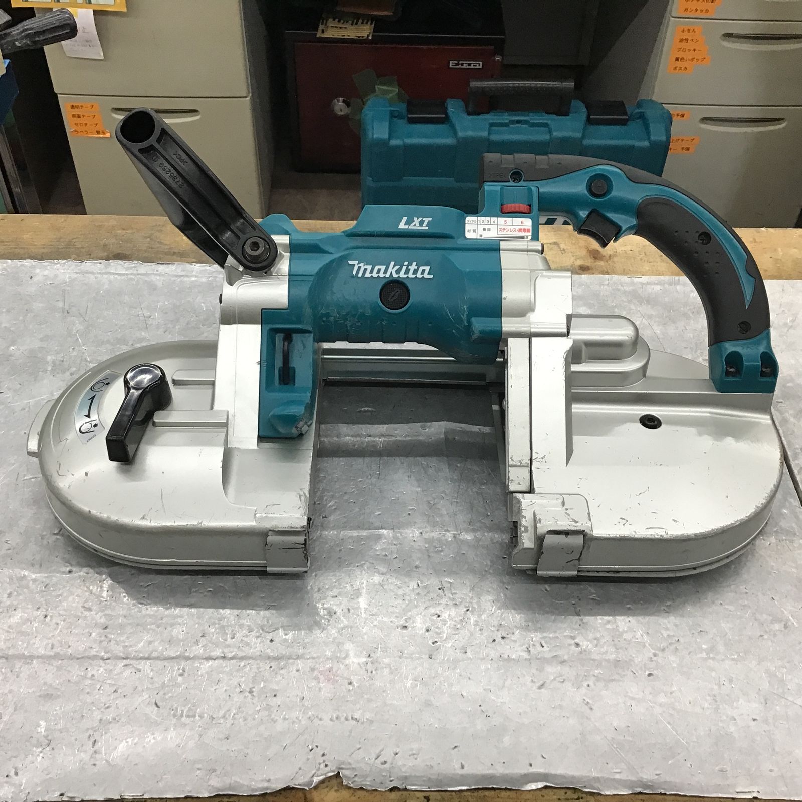☆マキタ(makita) コードレスバンドソー PB180DZ【所沢店 ☆マキタ(makita) コードレスバンドソー PB180DZ【所沢店