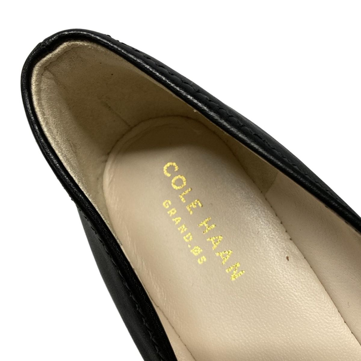 一回使用超美品COLE HAAN 黒 レザー パンプス 8B 約7cmヒール 一回使用超美品COLE HAAN 黒 レザー パンプス 8B 約7cmヒール