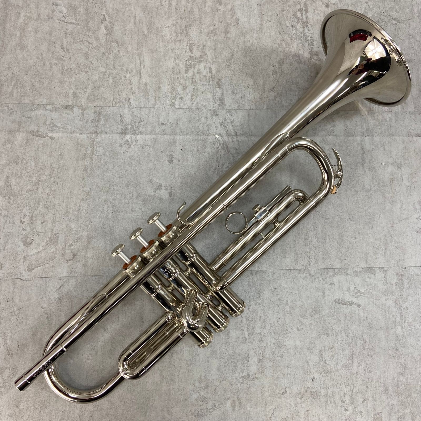 YAMAHA YTR-1310 トランペット イエローブラスベル Mボア ニッケルメッキ マウスピース ハードケース trumpet 管楽器 ヤマハ