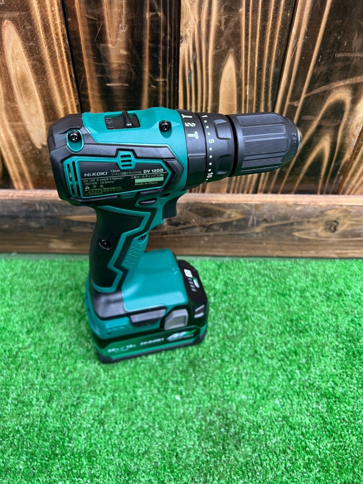 2XCZ 18V