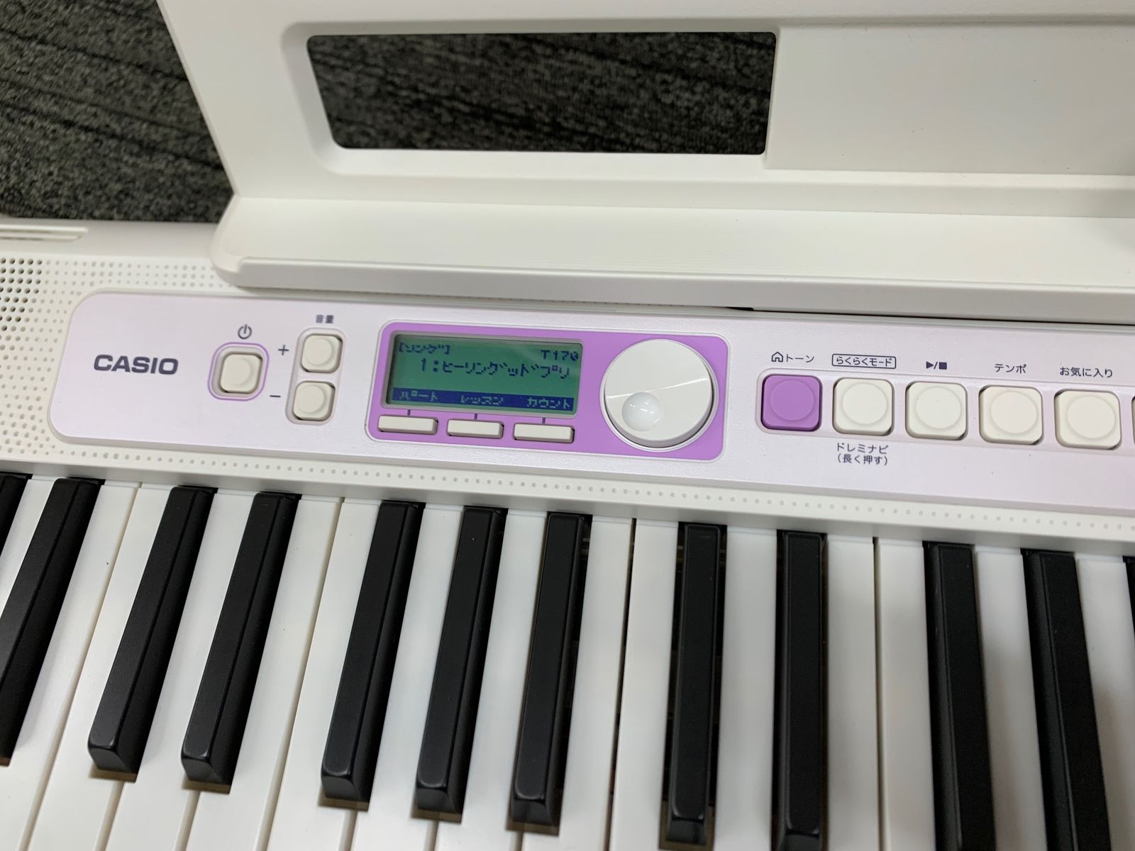CASIO カシオ 光ナビゲーションキーボード LK-315 61鍵盤 ホワイト