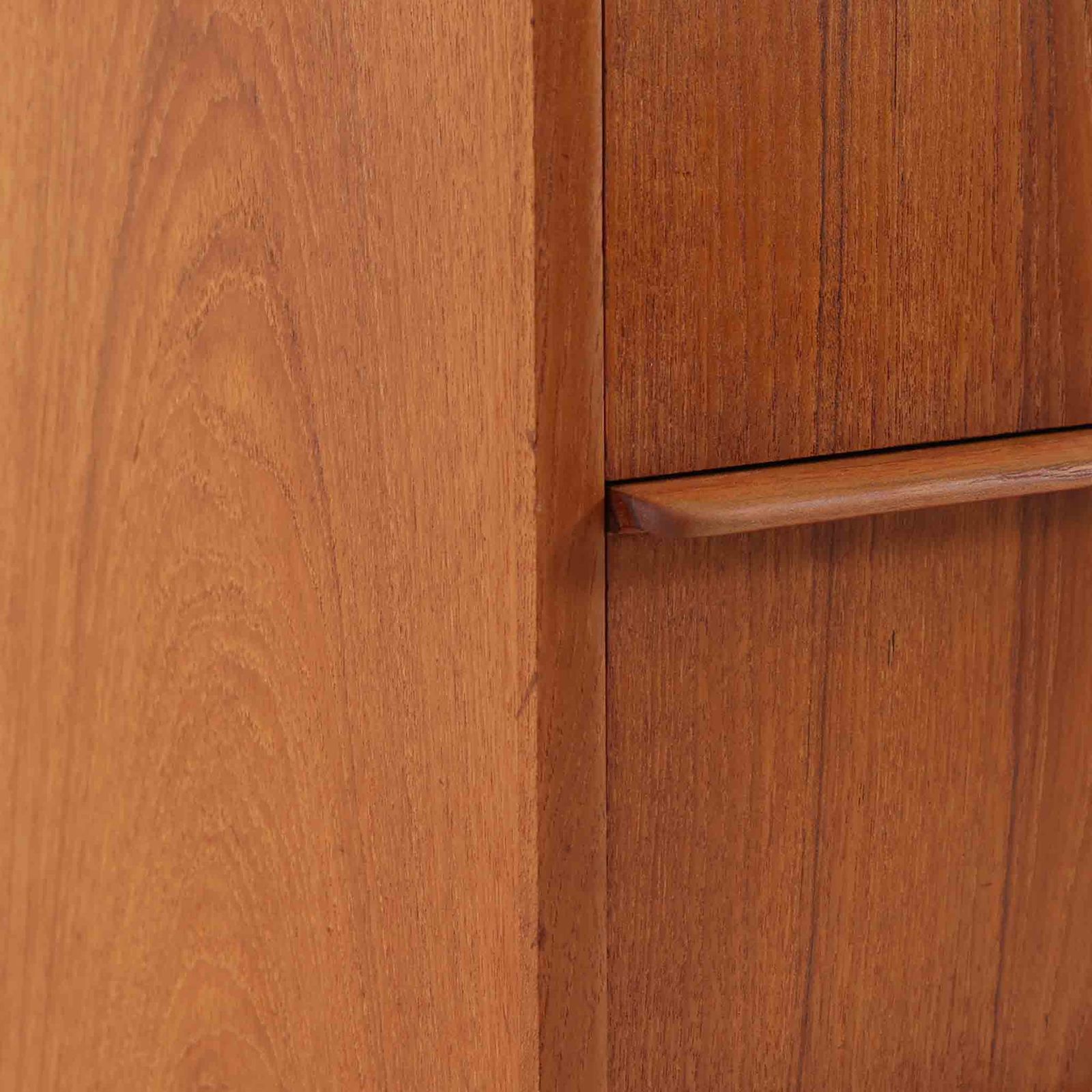 サイドチェスト DK18599