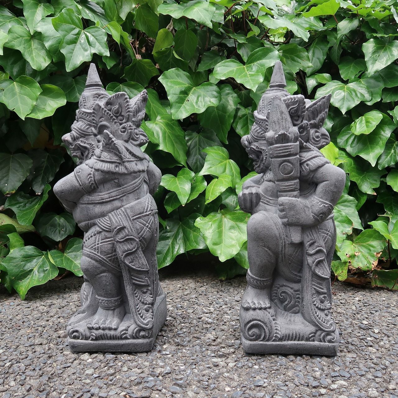 ラクササの石像 45cm 2体セット コンクリート 石彫り彫刻 魔除け