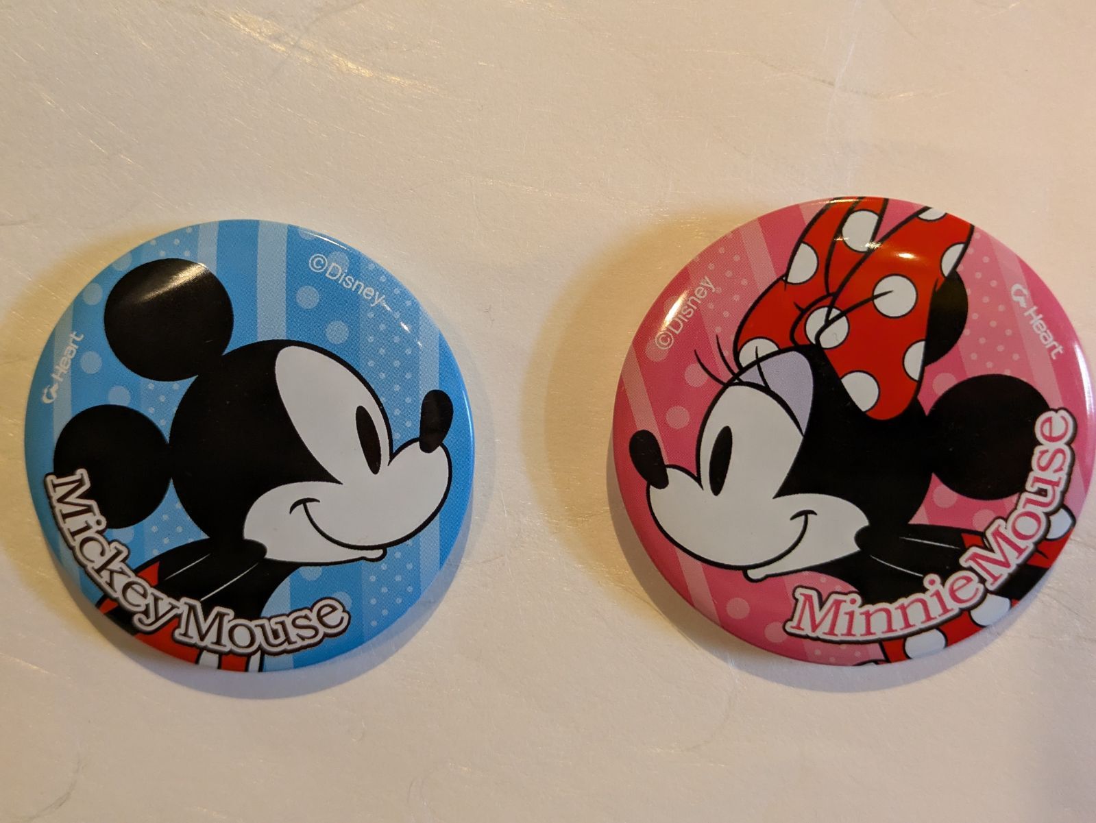 ミッキーマウス・ミニーマウス缶バッジセット - メルカリ