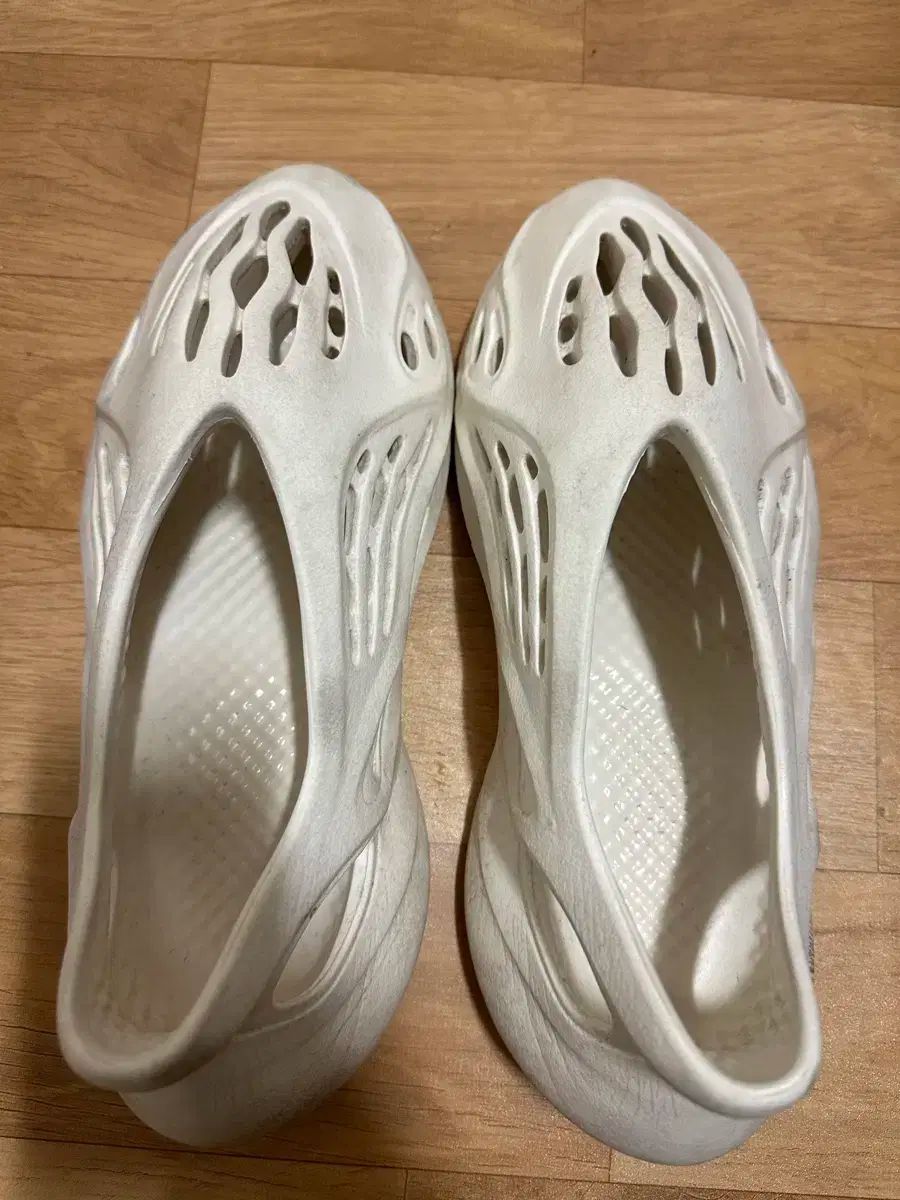 イージー フォームランナー サンド 285