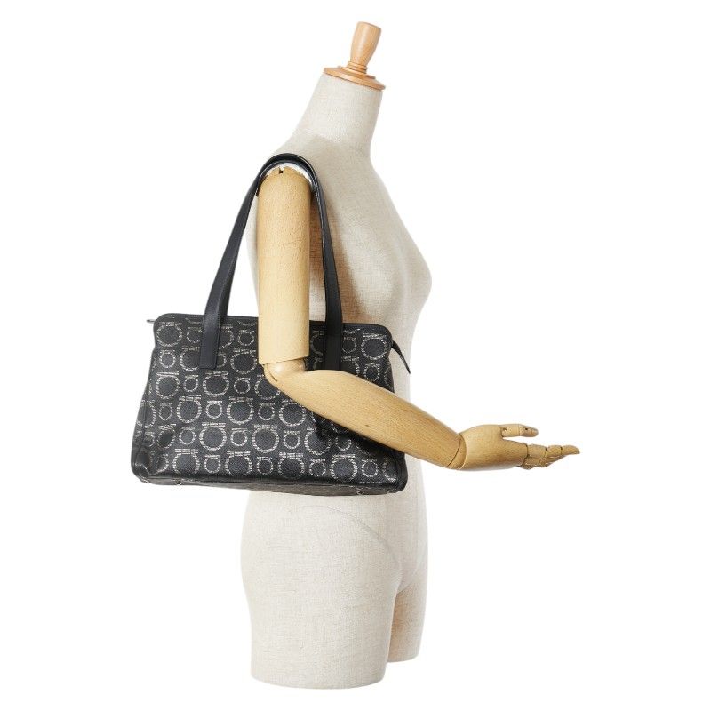 サルヴァトーレフェラガモ ガンチーニ トートバッグ ハンドバッグ AU