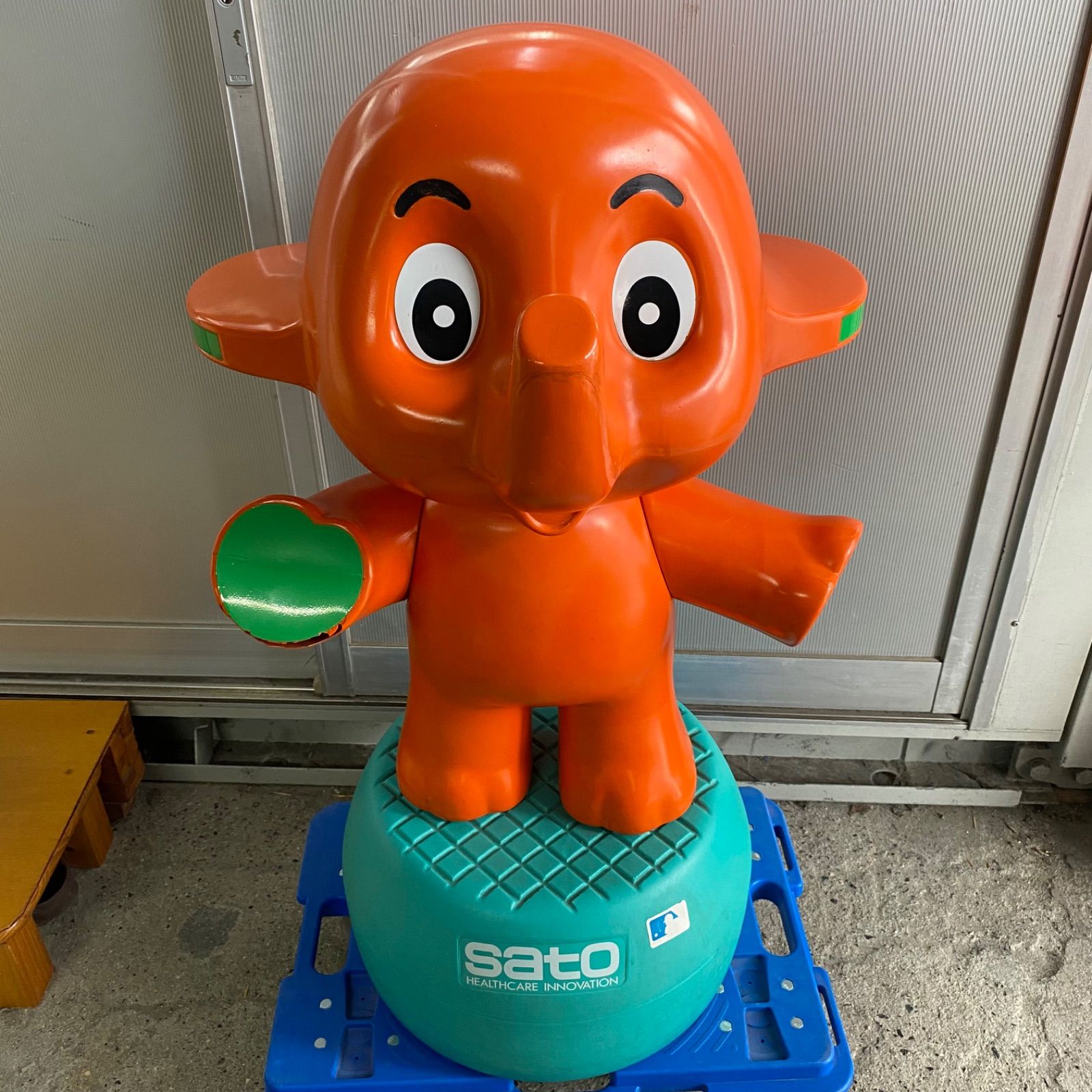 ①等身大 サトちゃん人形 置物 高さ約95cm SATO製薬 サトちゃん 非売品 等身大 サトちゃん人形 置物 高さ約95cm 服付き SATO製薬 サト