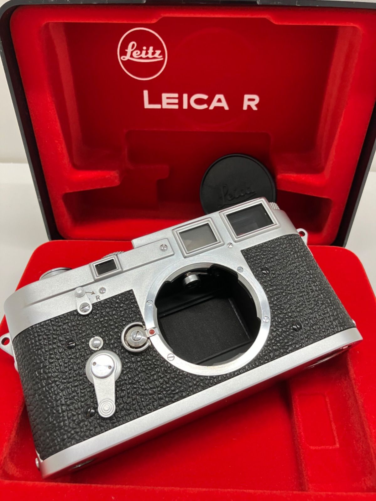 ライカ】LEICA M3 シルバーボディ シリアル70万台 - メルカリ