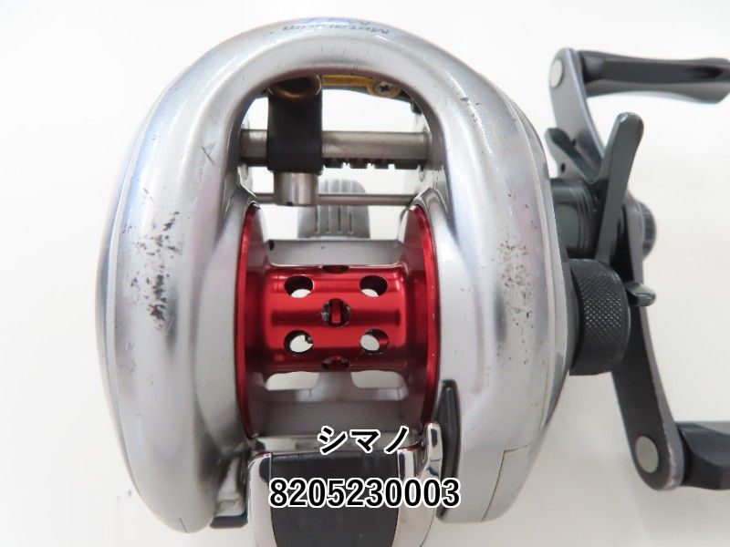 シマノ 07メタニウム Mg7 右 (02-8205230003) - メルカリ