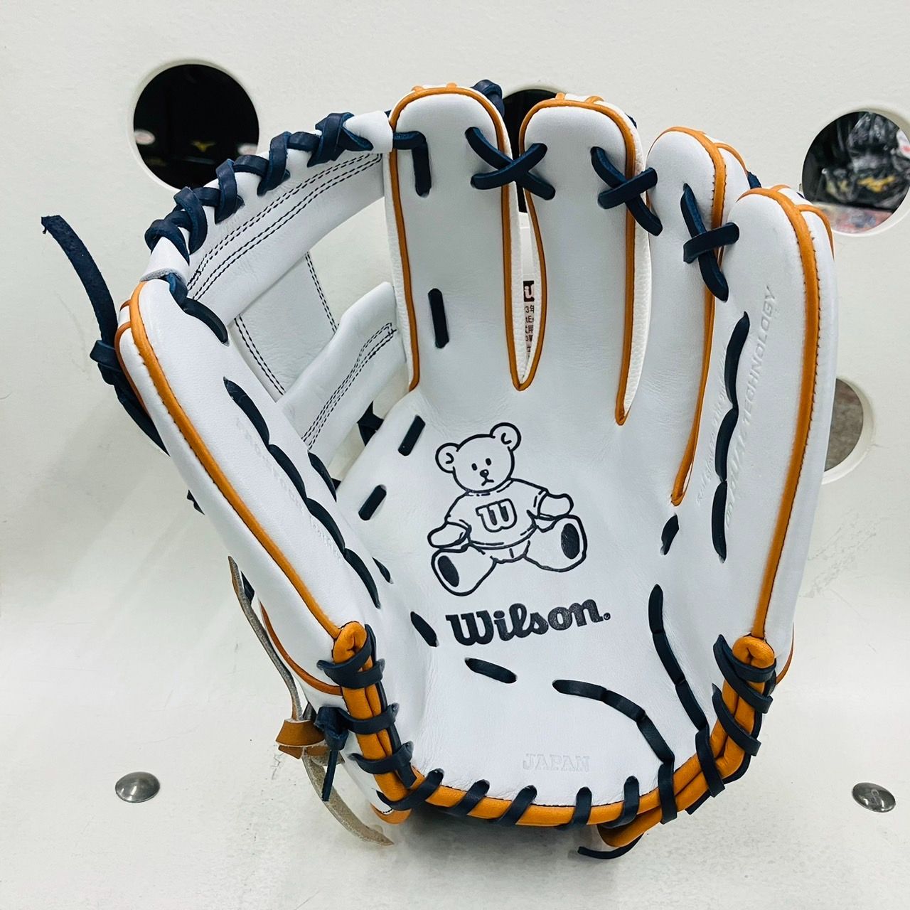 Wilson オリジナルオーダーグラブ 軟式用 内野手用 87型 外崎選手型