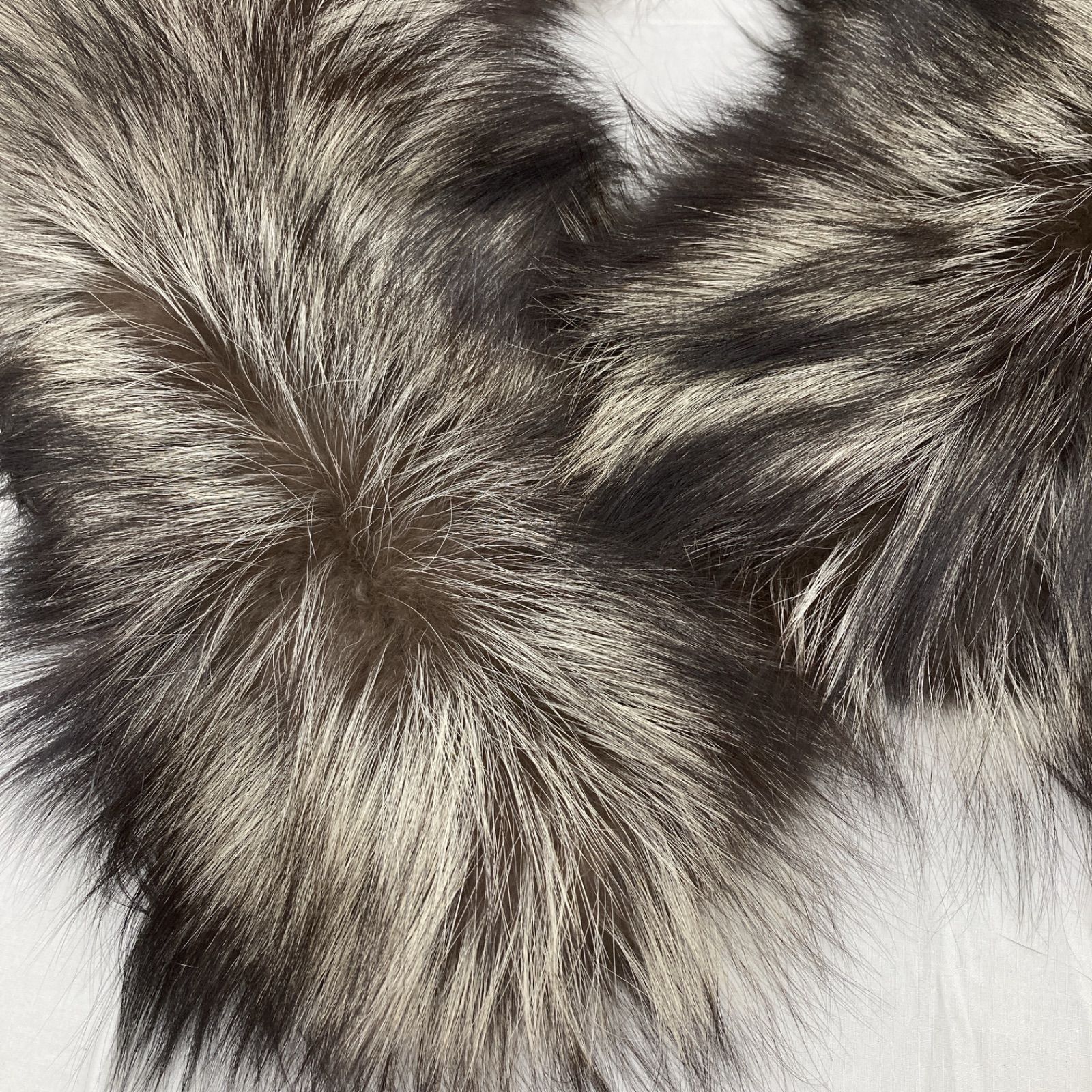 saga fox superb quality ranched fox リアルファー マフラー