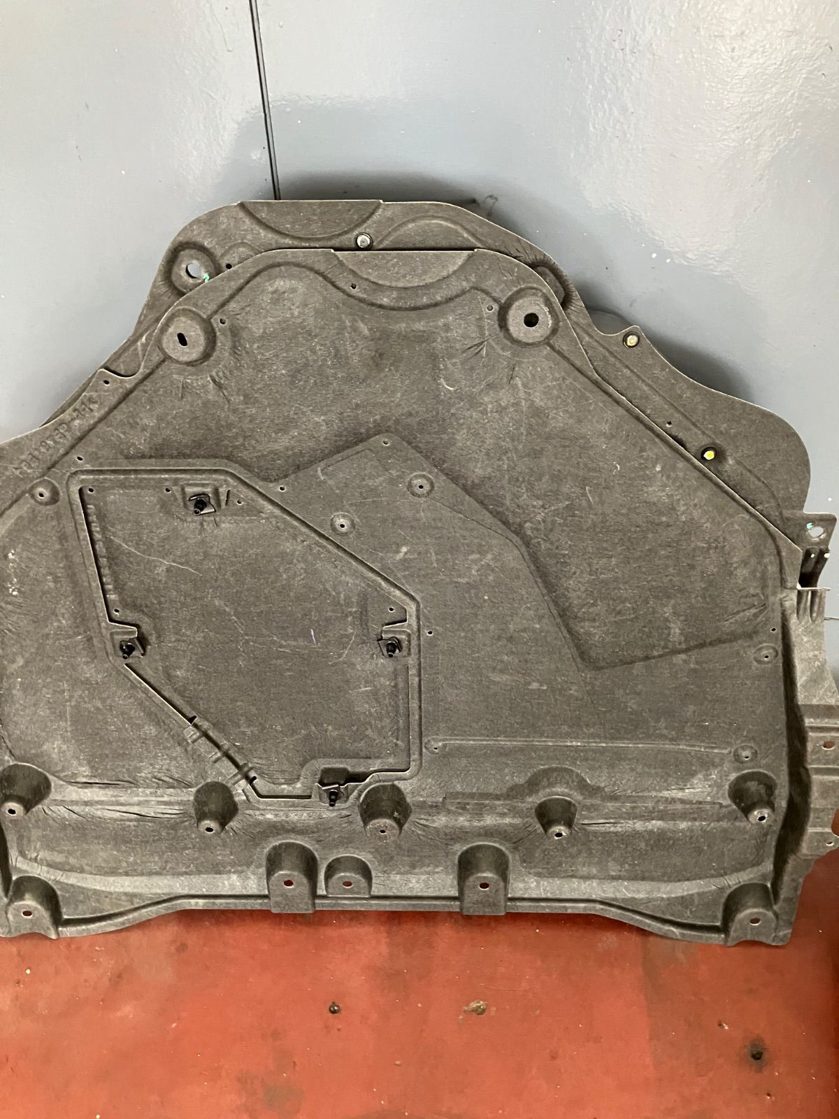 GRヤリス エンジンアンダーカバー