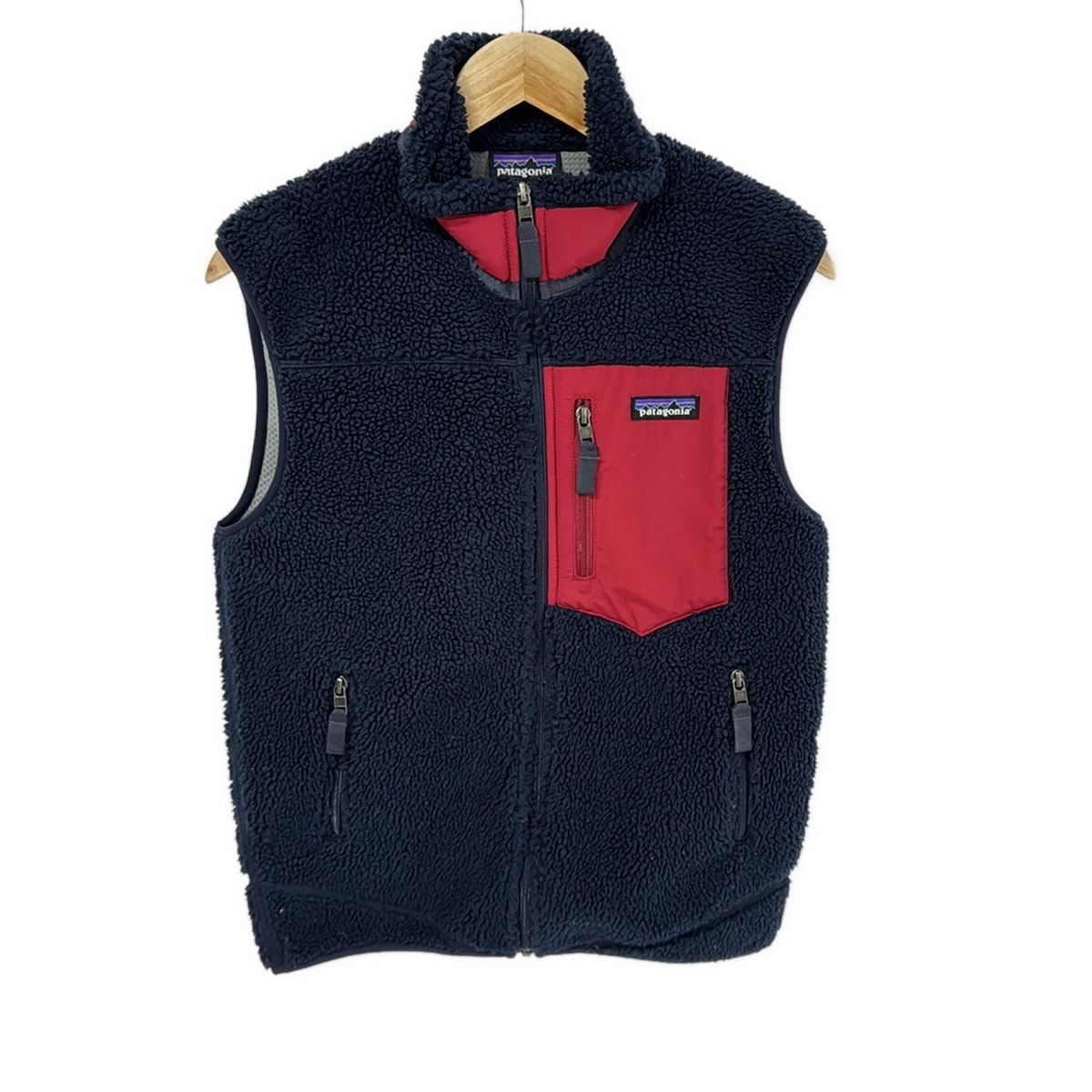 Patagonia パタゴニア ベスト サイズXS メンズ - ダークネイビー×レッド ボア|ジップアップ