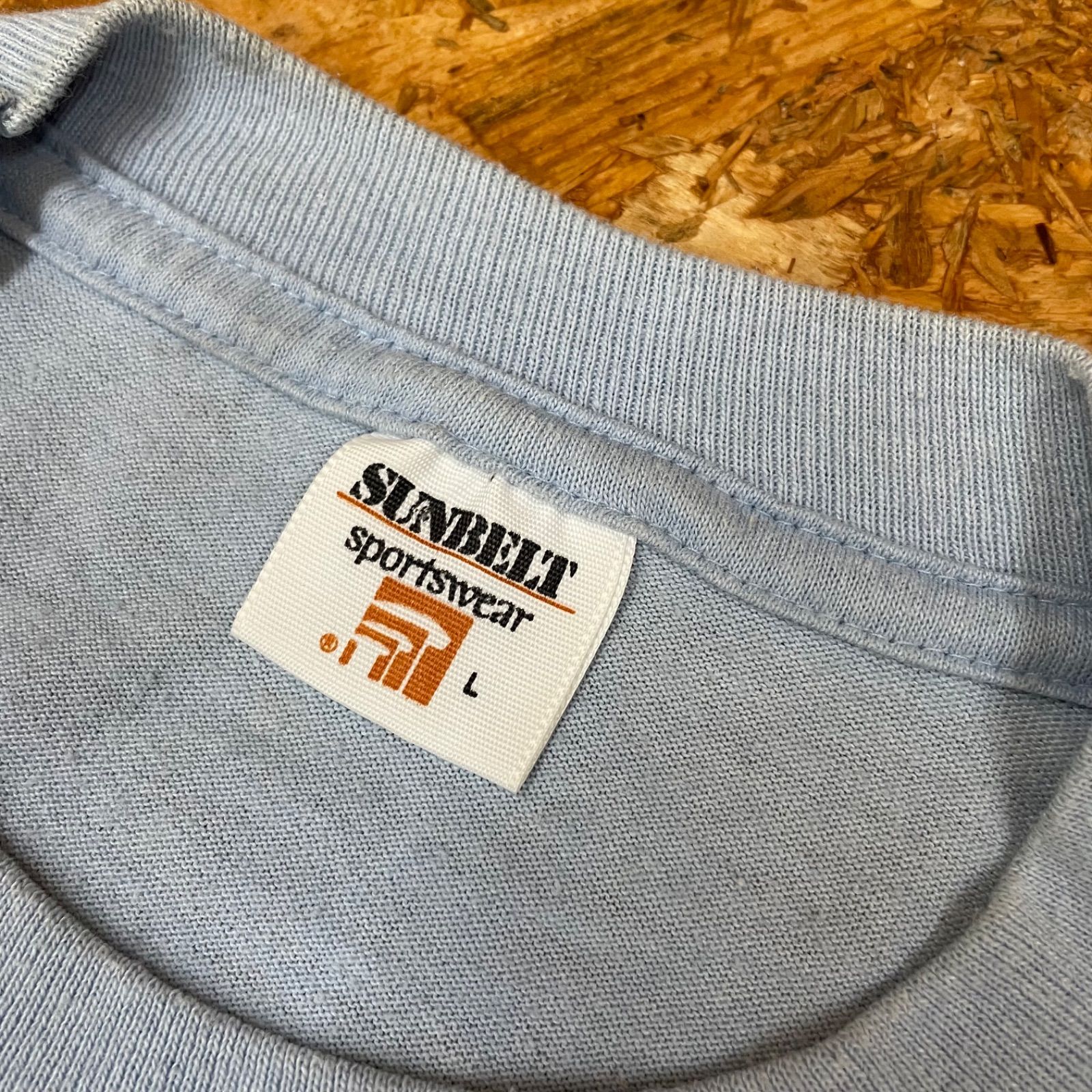 Tシャツ　古着　ビンテージ　80s  タグ　黄色　426  ヘミ　Tバケット 古着 ビンテージ 蛍光 イエロー シンプル プリント Tシャツ