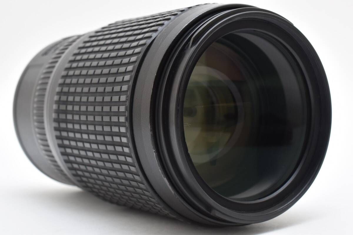 NIKKOR 70-300mm