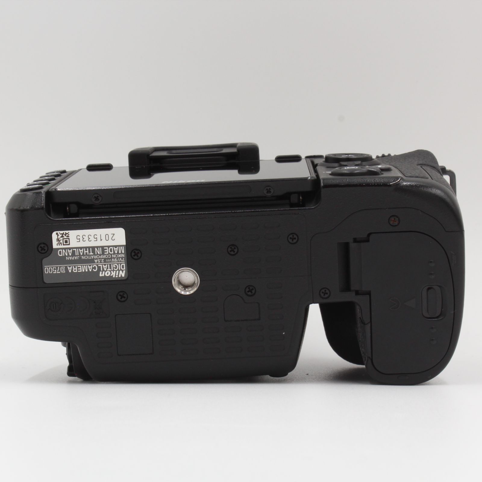 わずか9926ショットの【ほぼ新品】Nikon D7500 ボディ#3114 - メルカリ 