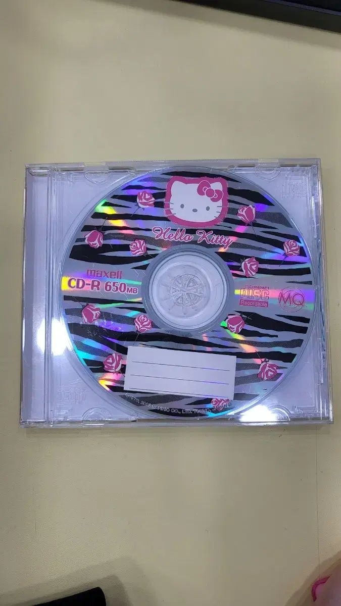 【雷市場（ポンジャン）商品韓国直送】 キティ レトロ バラ 空虚さ cd ホピ