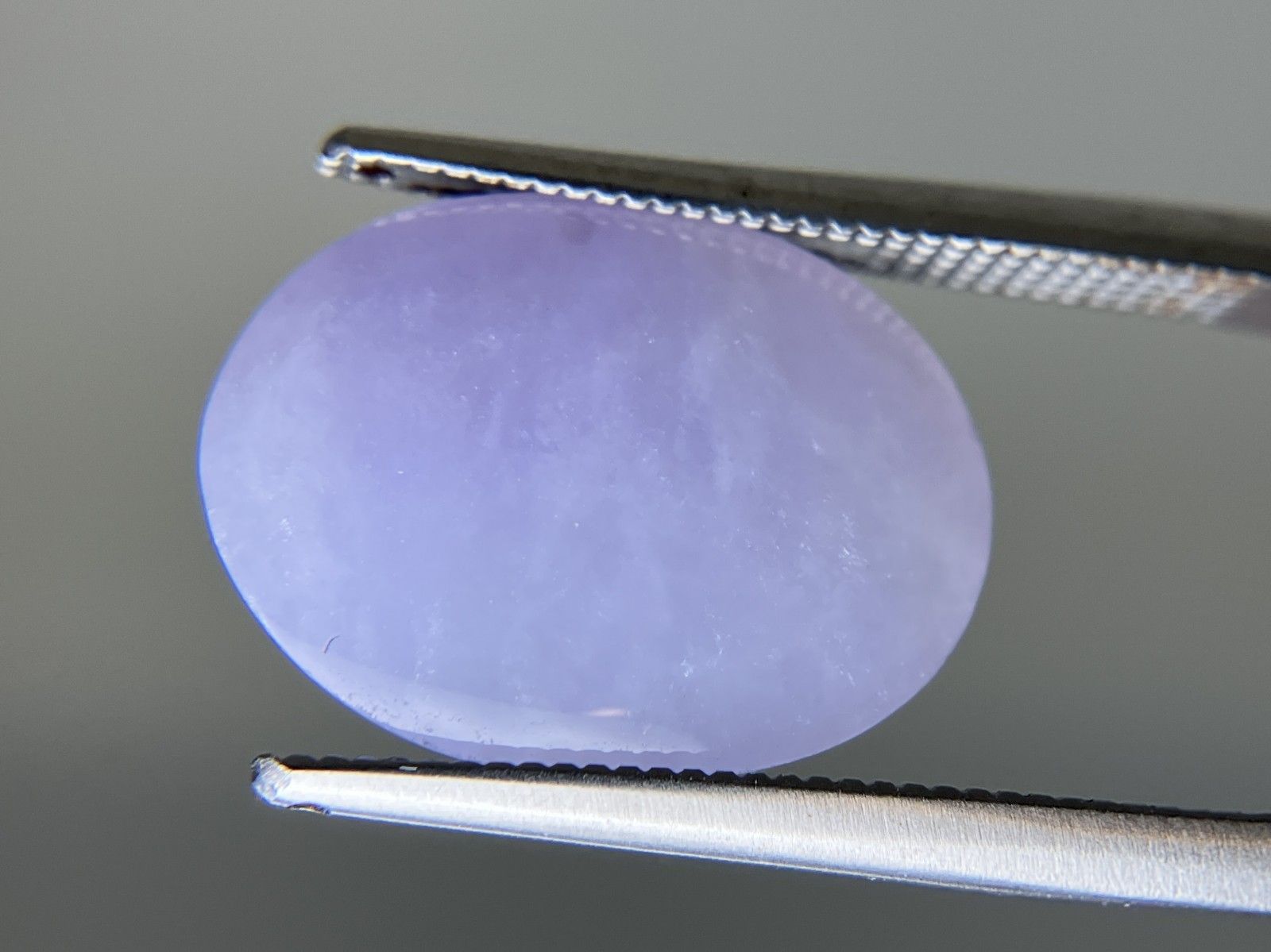 ひすい 9.794ct 宝石ソーティング付き 15.5㎜×11.5㎜×6.4㎜ 天然