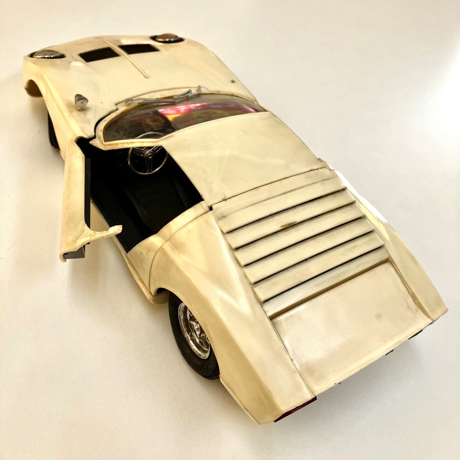 昭和レトロ 完成品】ミウラレーシング 1/20プラモデル ランボルギーニ・ミウラ（Lamborghini Miura ）（SNA） - メルカリ