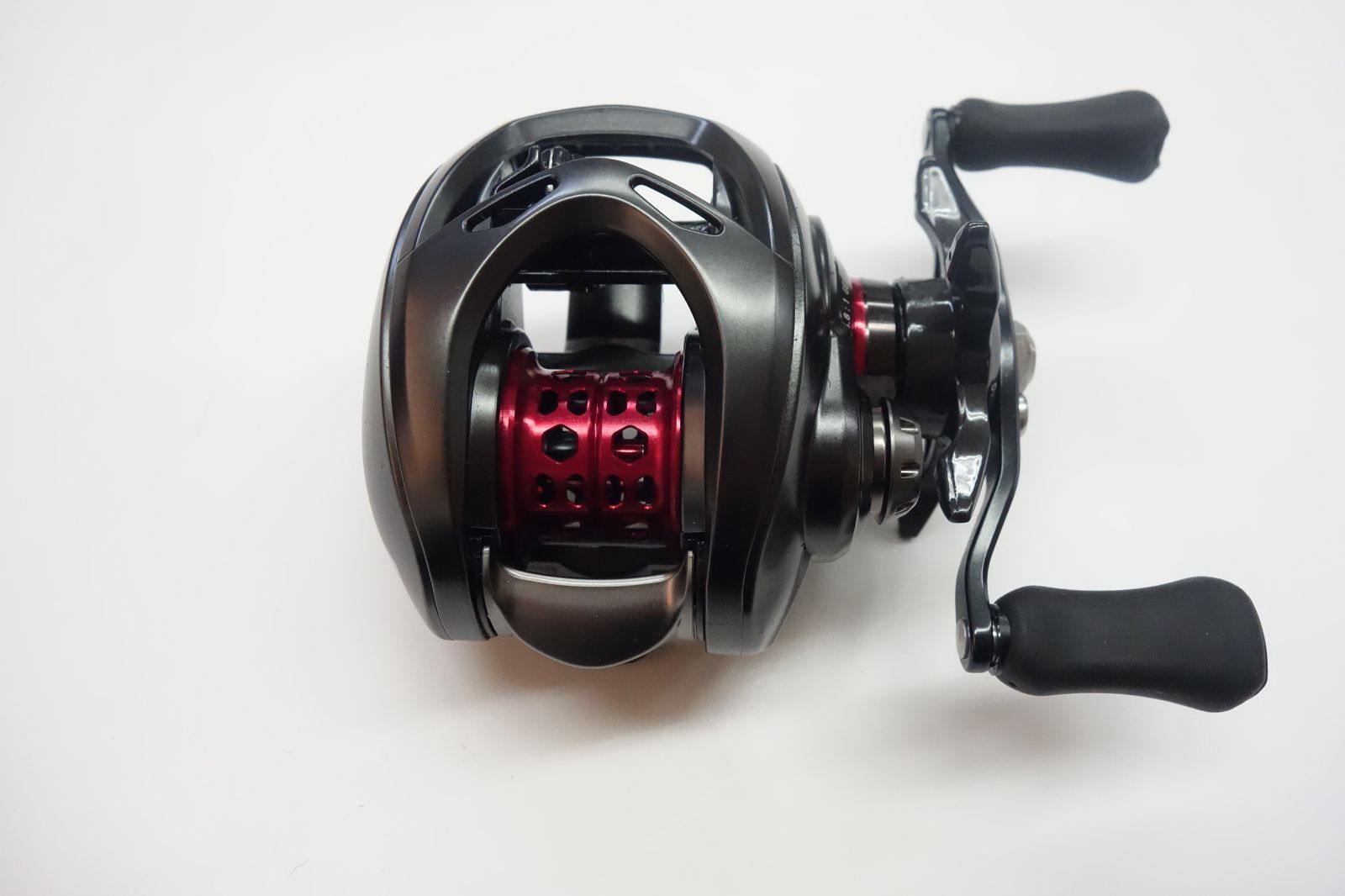 Daiwa 20 Steez Air TW 500 2020- - Casting Reels