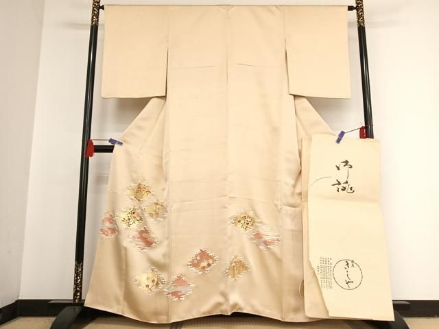 平和屋着物●銀座きしや 色留袖 駒刺繍 笹取草花文 金糸 金彩 たとう紙付き 正絹 AAAU0052np