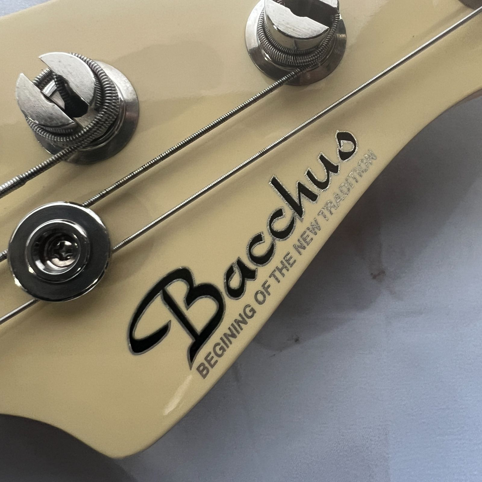 ウクレレベース UBS-701FL 国産 SH Guitars Deviser ウクレレベース