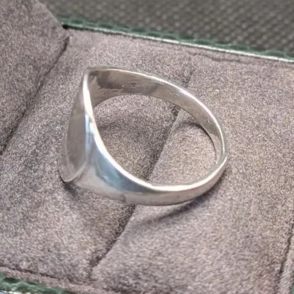 スターリングシルバー925 「M」13号 シグネットリング メンズ ユニセックス スターリングシルバー925 13号 シグネットリング 「M」メンズ