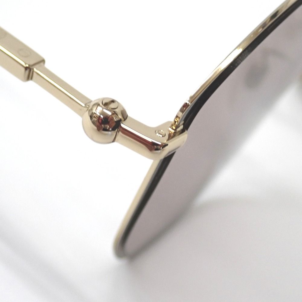 ゴールド ブラウン