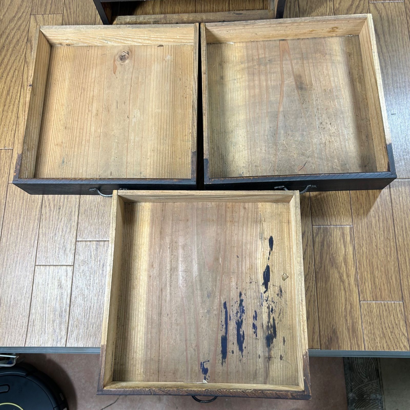 【最終値下げ】　古道具　小引き出し　昭和レトロ　アンティーク 古家具・古道具・小引き出し・昭和レトロ・3段・大きめ | 旅する