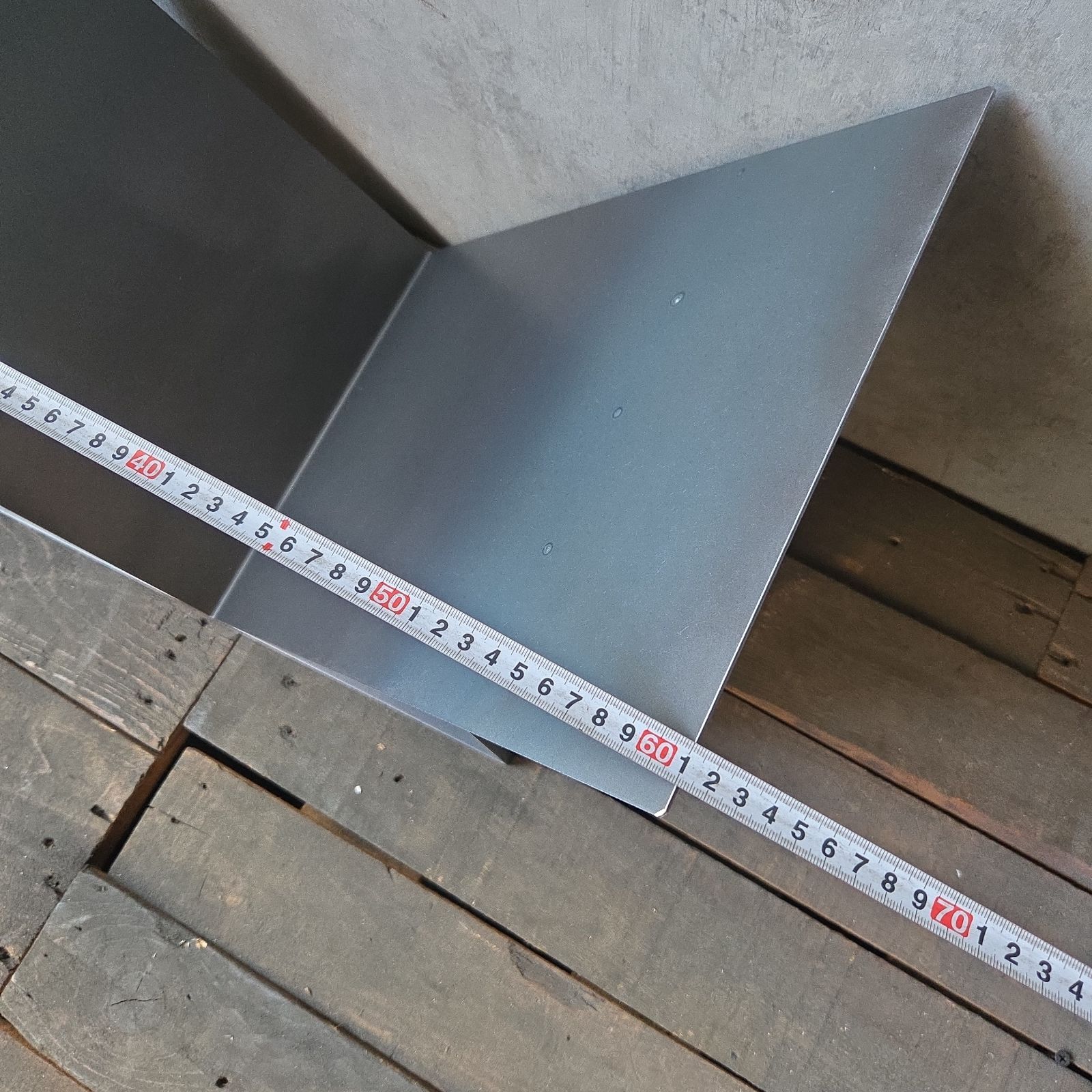 ファイヤーサイドロッカー ログホルダー