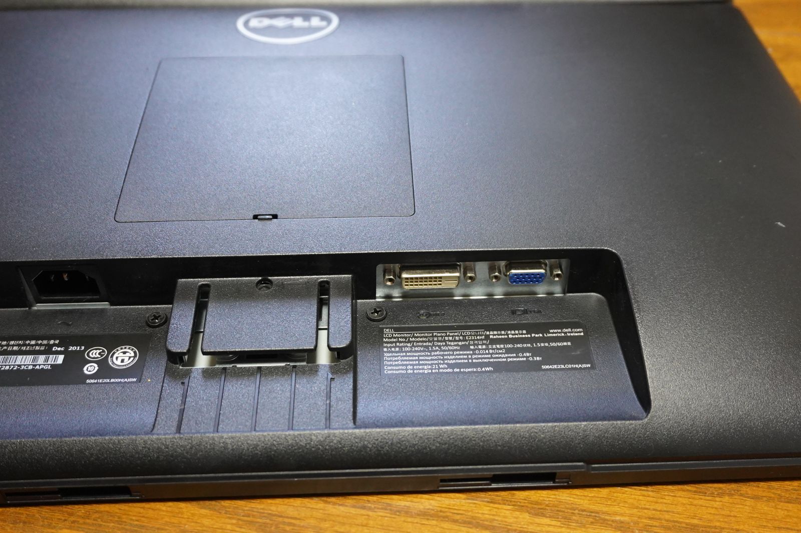 【美品】DELL 23インチモニター×2＆モニターアームセット 液晶モニター アーム 悩まない セット 簡単 デュアル