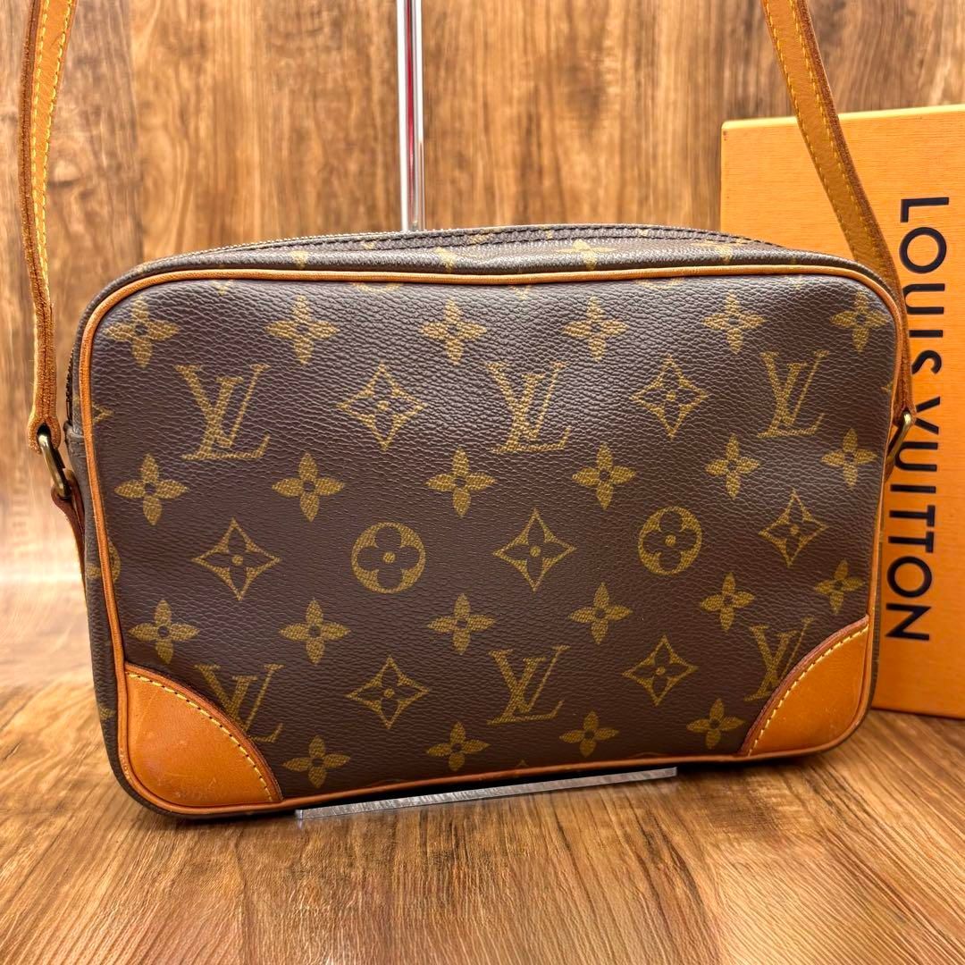 美品 LOUIS VUITTON トロカデロ 24 ショルダーバッグ モノグラム 楽天市場】LOUIS VUITTON ルイヴィトン モノグラム トロカデロ24